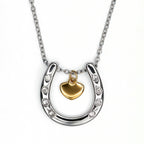 Collar Herradura Y Corazon, Acero Inoxidable, Glam Pop Fantasy