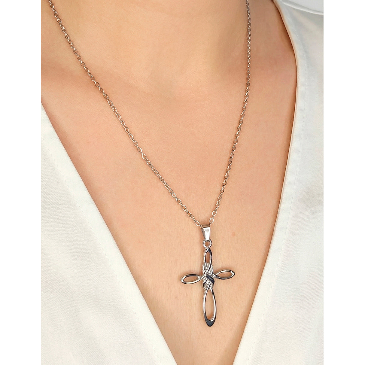 Collar Cruz Con Nudo, Acero Inoxidable, Glam Pop Fantasy