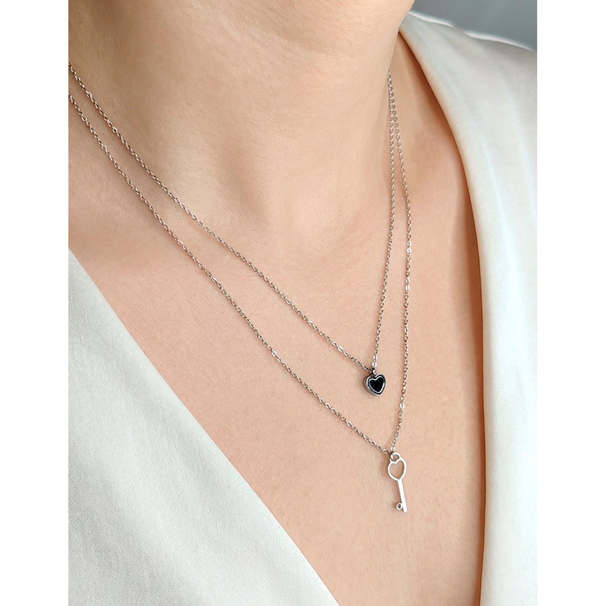 Collar Corazon Y Una Llave, Acero Inoxidable, Glam Pop Fantasy
